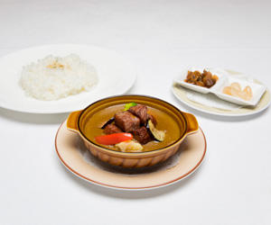 秋田牛のビーフカレー Akita Beef curry & rice
